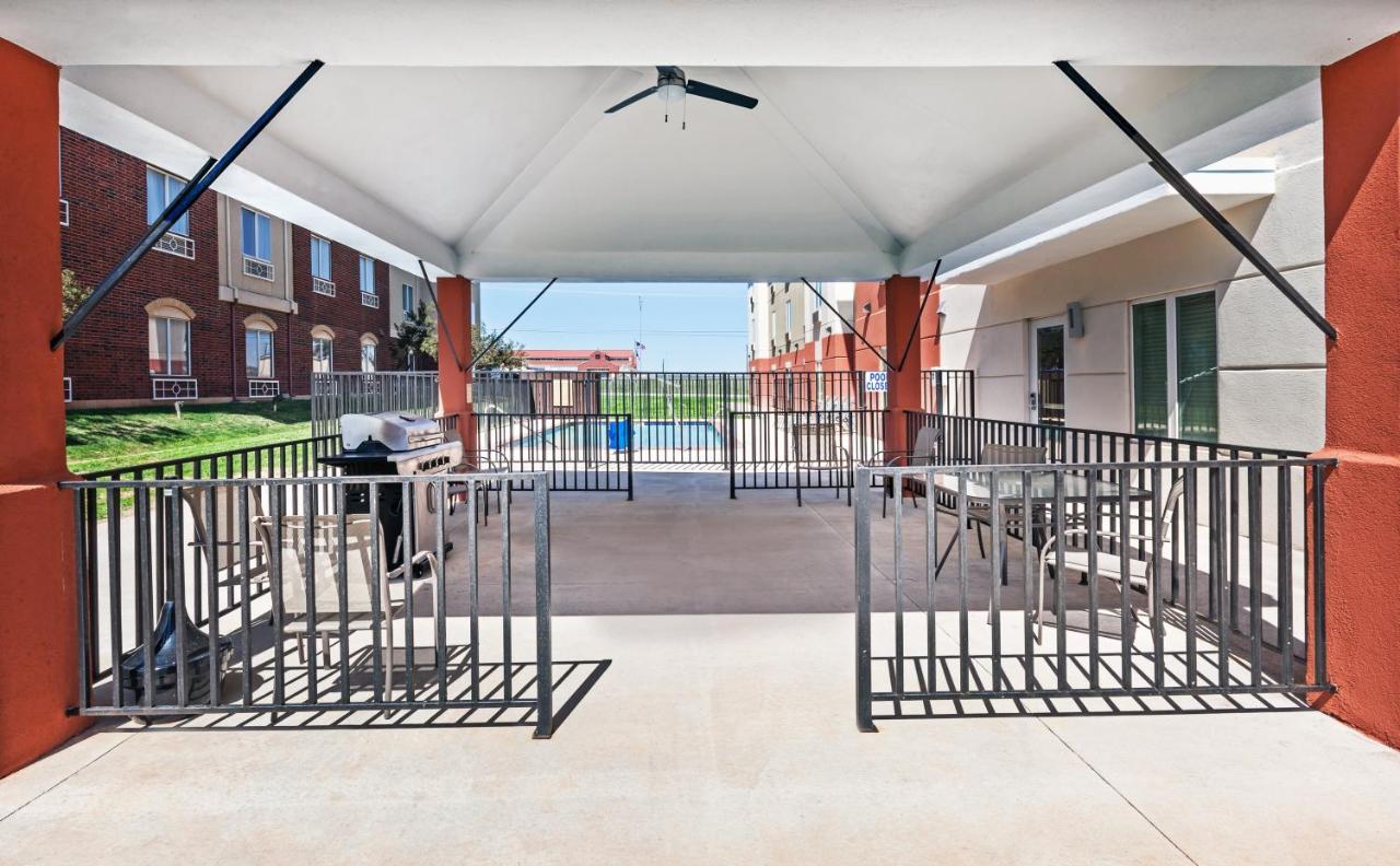 Candlewood Suites San Angelo By Ihg Bagian luar foto